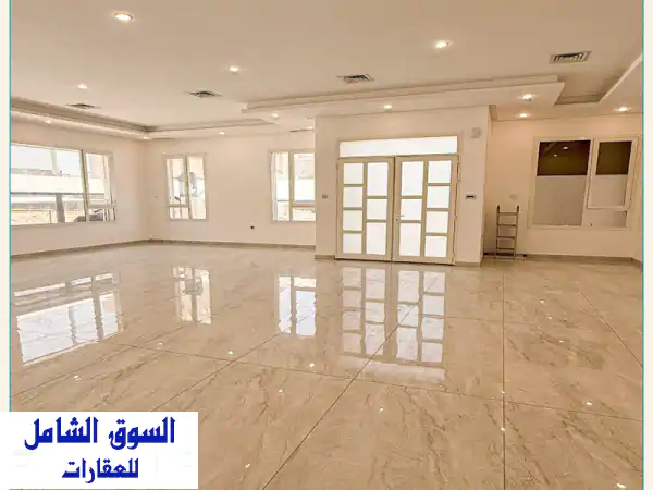🏡 دور أرضي فاخر في أبو فطيرة مع مدخل خاص - 4 غرف ماستر...