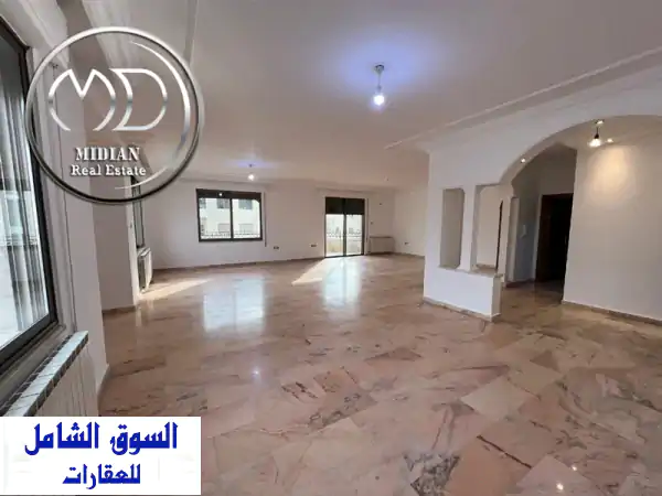 شقق فاخرة للإيجار في أم أذينة - مساحة 300م²، 4 غرف...