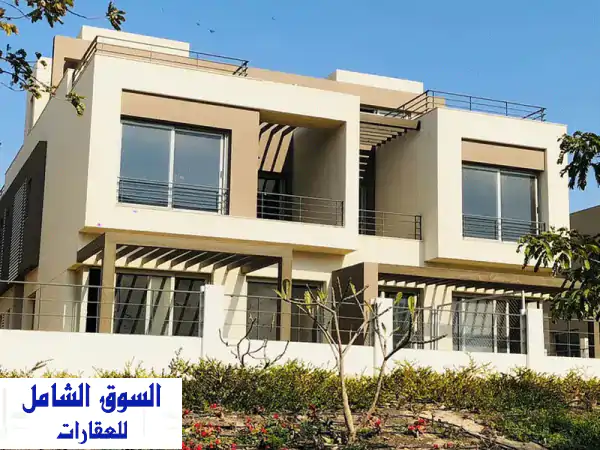 فيلا تاون هاوس فاخرة في Palm Hills بالتجمع الخامس -...