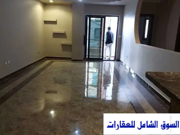 شقة فاخرة للإيجار في كمبوند لاميرادا بالتجمع الخامس...