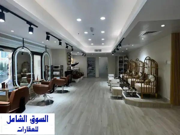 فرصة ذهبية! صالون نسائي راقٍ للبيع في قلب أبوظبي - 190م²