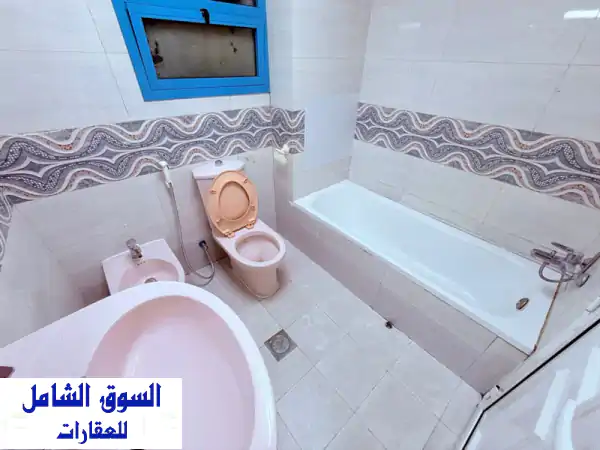 شقة فاخرة في قلب البطين - 3 غرف + صالة + 3 حمامات - 85 ألف درهم فقط!