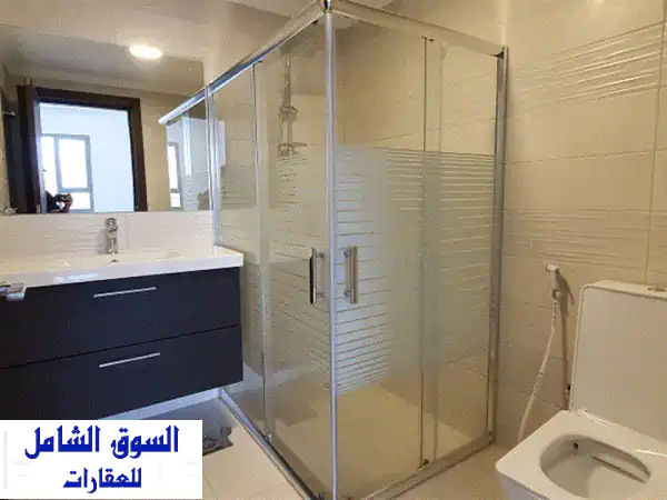 شقة عصرية فاخرة ٣ غرف نوم في مشرف - موقف سيارات + غرفة عاملة! ٥٩٠ دينار