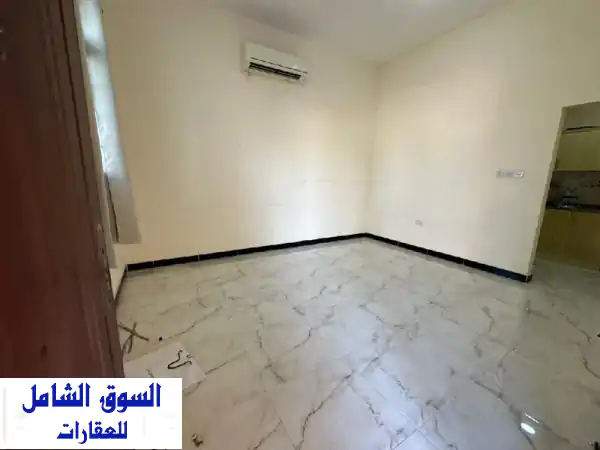 استوديوهات فاخرة للإيجار في شخبوط - موقع مميز وسعر...