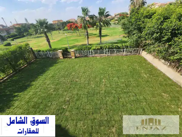 فيلا فاخرة للبيع في مدينتي - إطلالة خلابة على...