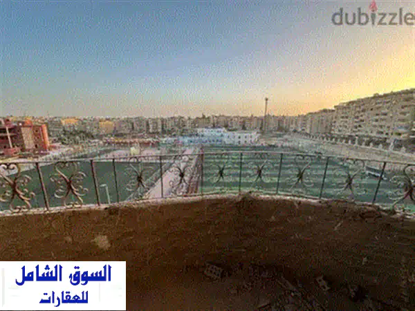 استثمار ذكي! ستوديو فاخر للإيجار والدولار أمام فندق الواحة - سعر لا يُقاوم!