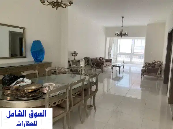 شقة فاخرة للإيجار في الأشرفية - مساحة واسعة...