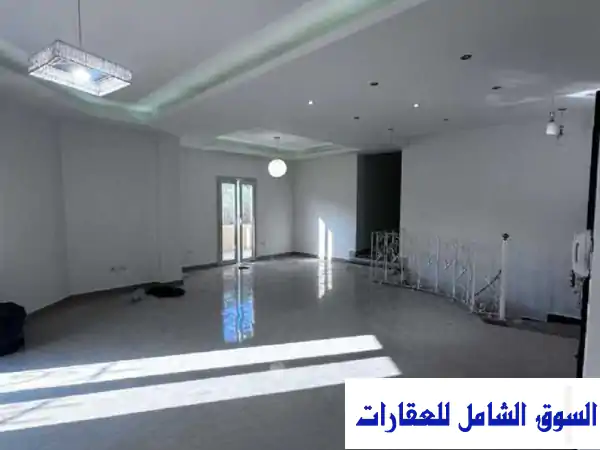 دوبلكس فاخرة للإيجار في التجمع الخامس - النرجس فيلات | حديقة خاصة و4 غرف نوم