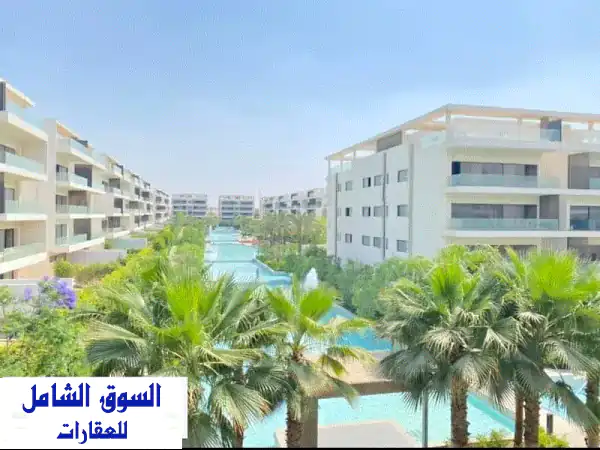 شقة أحلامك بحديقة خاصة وحمام سباحة في ليك فيو...
