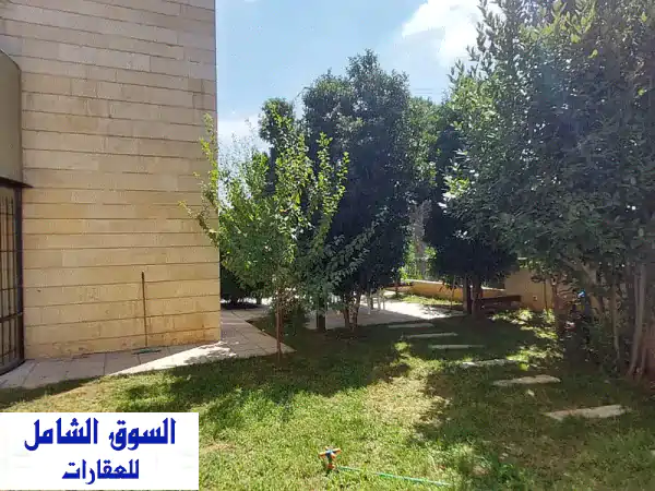4 BEDS APARTMENT IN BROUMANA WITH 5 PARKINGS 450 SQ ,BR313