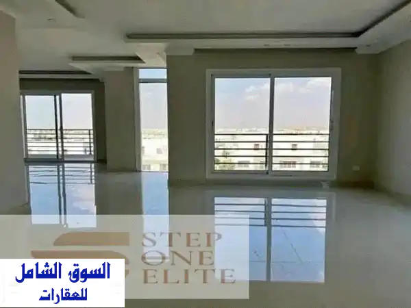شقة للبيع بخصم كاش ضخم امام مطار القاهرة مباشرة