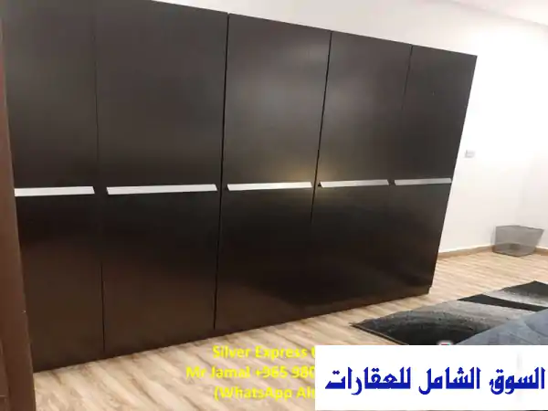 شقة فيلا فاخرة مفروشة بالكامل في العقيلة - 3 غرف نوم - 450 دينار