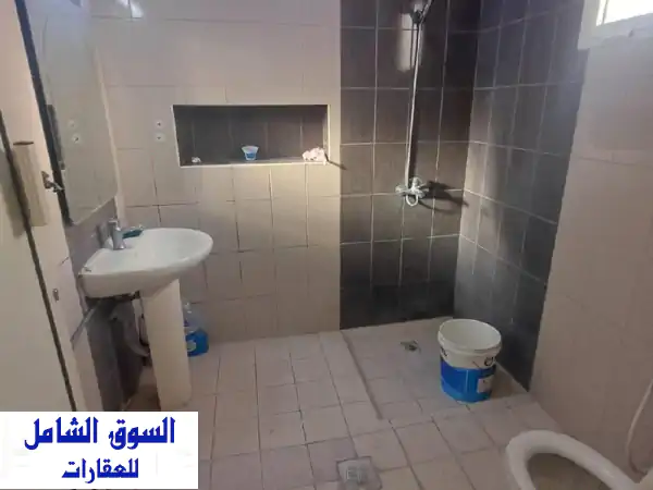 شقة أرضية رائعة في توبلي - 170 دينار شامل الكهرباء!...