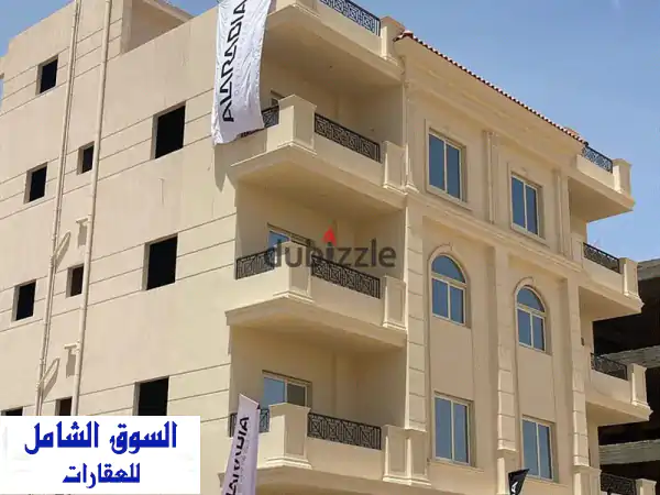 شقة فاخرة 250 متر للبيع في التجمع الخامس - قلب بيت...