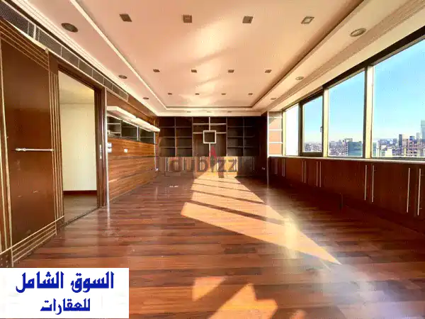 مكتب فاخر للإيجار في فردان - 100 متر مربع - ١٥٠٠$ فقط!