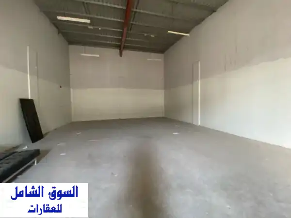 مستودعان للإيجار السنوي في جرف الصناعية 2 - مساحة...