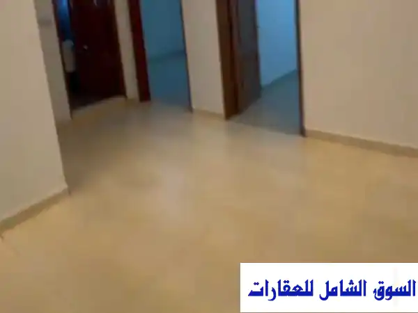 شقة فاخرة للإيجار في الرميثية - مساحات واسعة...