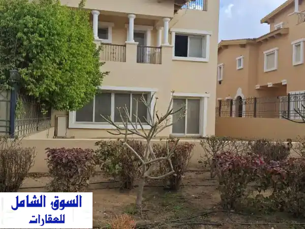 فيلا تاون هاوس فاخرة للبيع في هايد بارك التجمع الخامس...