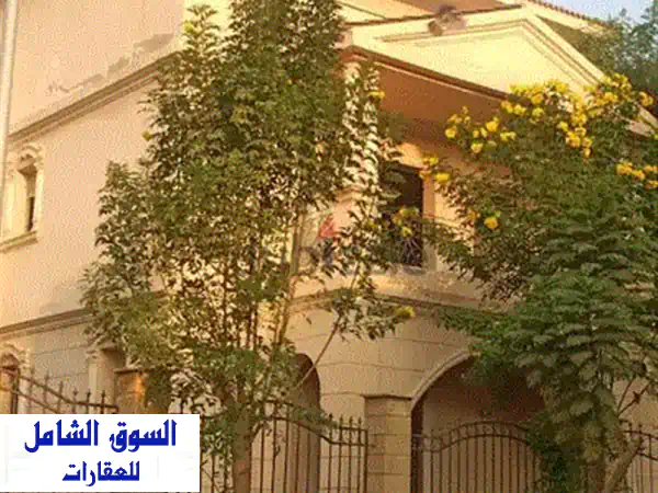 فيلا تاون هاوس فاخرة للبيع في هايد بارك التجمع الخامس - مساحة 270م⁴، 4 غرف نوم
