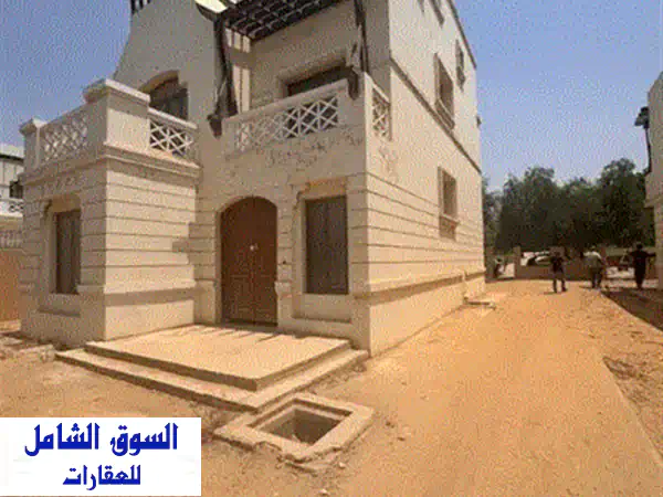 تاون هاوس فاخر للبيع في هايد بارك - التجمع الخامس | استلام فوري!