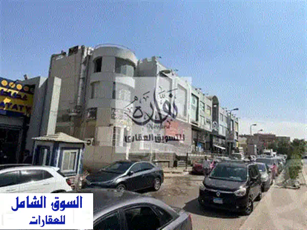 فرصة ذهبية! عيادة للبيع في مول مكان بالتجمع الخامس - أطول فترة سداد وأقل مقدم!