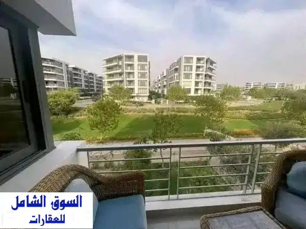 شقة بحرية مميزة للبيع في كمبوند تاج سيتي - امتداد...