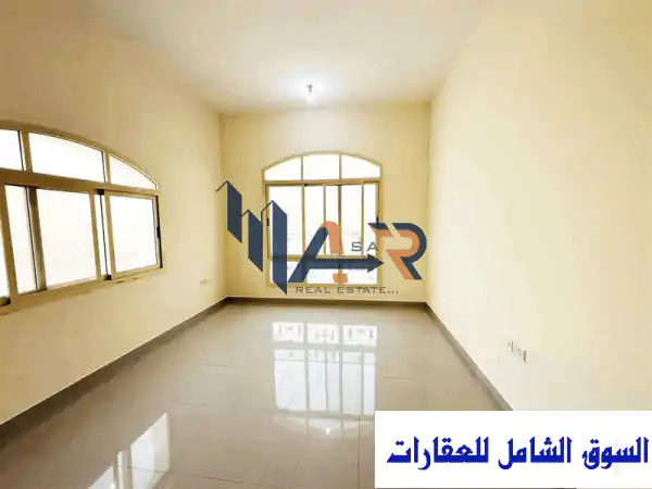 فيلا فاخرة للإيجار في شخبوط، أبوظبي - مدخل خاص وسعر مميز!