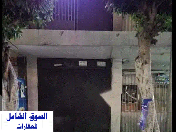 محل تجاري للبيع في بيروت - راس النبع، واجهة مميزة...