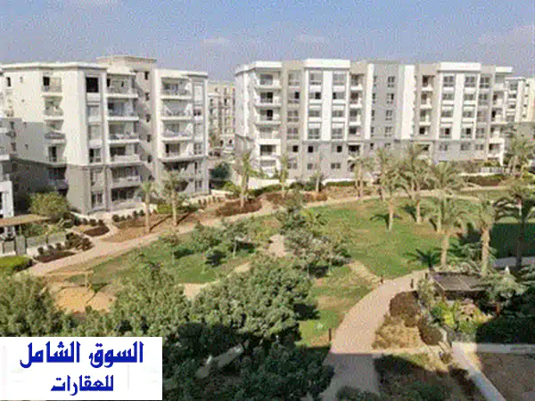 شقة فاخرة للبيع في ليك فيو ريزيدنس - القاهرة الجديدة | 206 متر، تشطيب 80%، موقع مميز