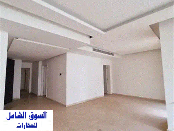 شقة فاخرة للبيع في تلال عين سعادة - مساحة 360 متر مربع!