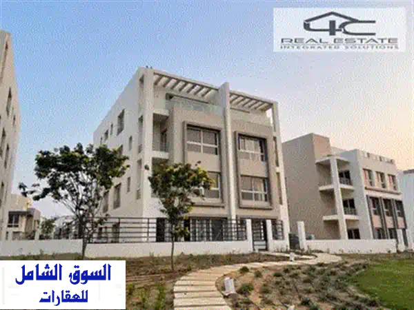 دوبلكس فاخر كامل التشطيب مع حديقة خاصة في إيستاون - فرصة استثمارية لا تُفوّت!