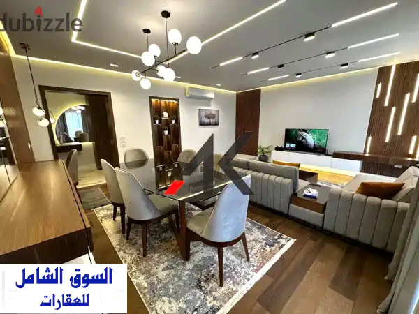 شقة فاخرة مفروشة بالكامل للبيع في إيستاون...