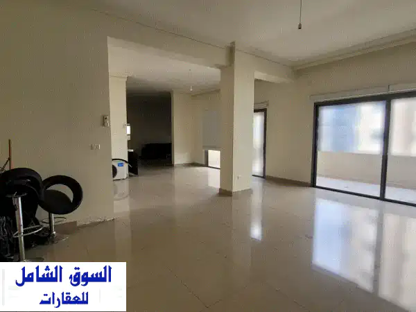 شقة فاخرة للإيجار في الأشرفية - 4 غرف نوم + غرفة خادمة...
