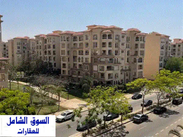 شقة للبيع بكمبوند المعادي فيو بسعر محروق لسرعه البيع , اميز فيو بالكمبوند تطل على جاردن وبحيرات  استلام فورى  بتسهيلات
