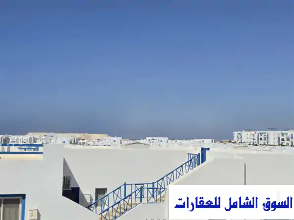 شاليه فاخر للبيع في ماونتن فيو رأس الحكمة - استلام فوري! (92م + 62م رووف)
