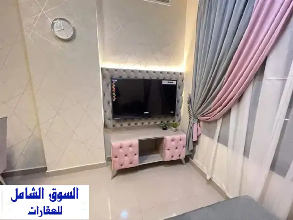 أرقى غرفة وصالة مفروشة بالكامل في كورنيش عجمان -...