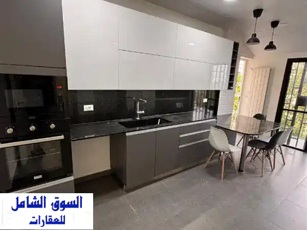 شقة فاخرة للبيع في عجلتون - جنة خاصة بمساحة 150م² +...