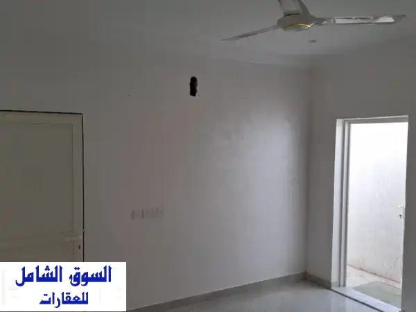 بيت فاخر للإيجار في أم خنور، الشارقة - صيانة...