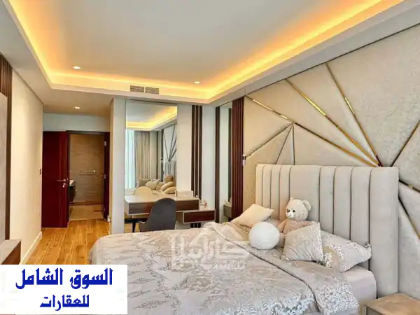 شقة فاخرة للبيع أو الإيجار في ديمونيا - Canal View | 128م² | إطلالة بحرية خلابة