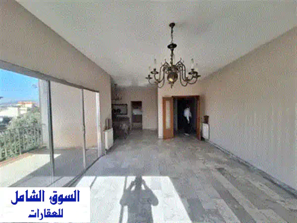 شقة فاخرة للبيع في المنصورية - إطلالة جبلية خلابة!