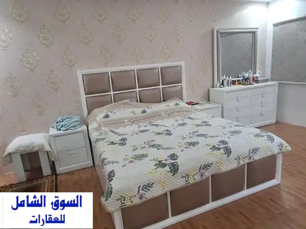 فرصة ذهبية! بيت فخم للبيع في مدينة عيسى - شارعان - 5 غرف - 120,000 دينار