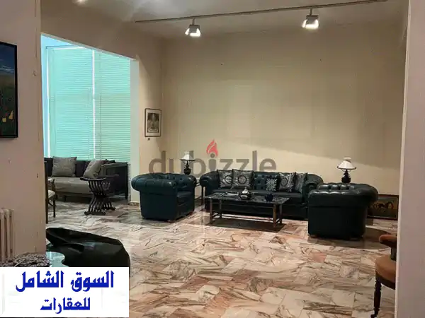 شقة فاخرة مفروشة مطلة على البحر للبيع في منطقة...