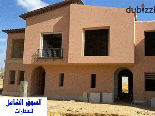 توين هاوس فاخر متشطب للبيع في كمبوند الربوة - الشيخ زايد | مساحة 432م²، لوكيشن مميز!