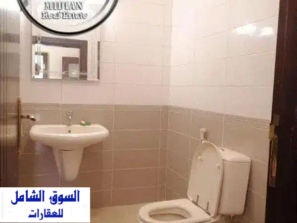 شقة أرضية فاخرة للإيجار في خلدا - مساحة 220م² + تراس! (رقم الإعلان: 8620)