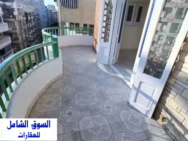 شقة للبيع في شاطئ النخيل - الإسكندرية | قلب...
