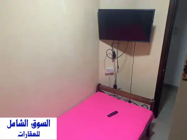 غرفة خادمة فاخرة مع حمام خاص لشاب واحد - كورنيش...
