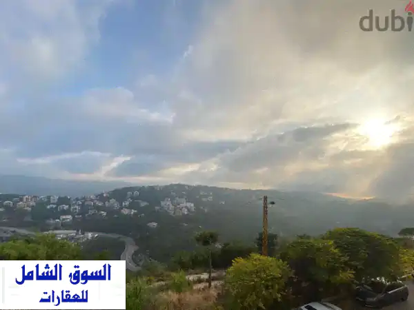 شقة للبيع في ضهور الشوان - إطلالة خلابة وهدوء لا يُضاهى!