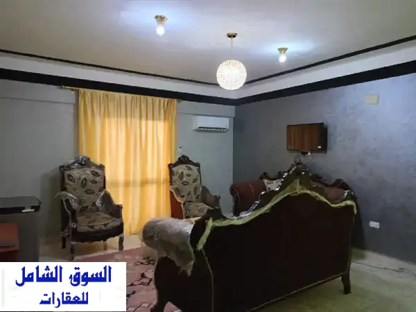 شقة فاخرة للبيع في قلب ميدان الحصري بأكتوبر -...