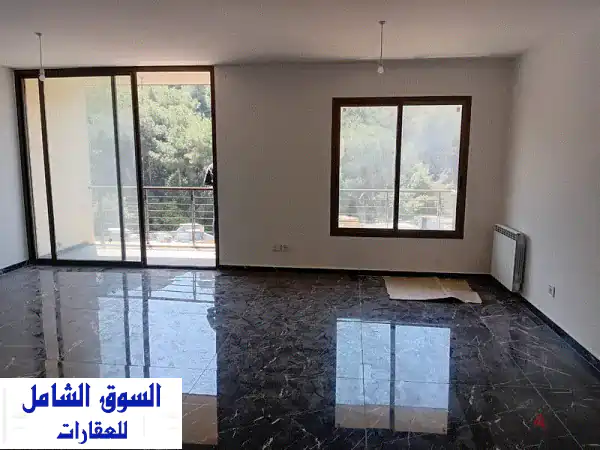 شقة فاخرة للبيع في عين نجم - مساحة 170م²، مواقف...