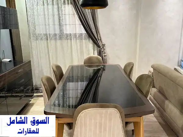 شقة فندقية فاخره للإيجار في المهندسين - ٣ غرف نوم و٣ حمامات